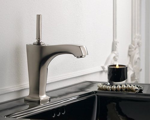 single-control faucet | bathroom showroom | Weinstein Supply Broomall