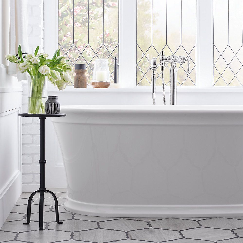 Bathtub | bathroom showroom | Weinstein Supply Broomall