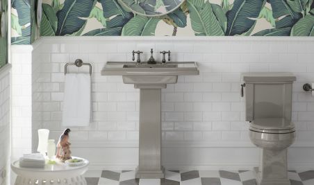 Pedestal Sink in Half Bathroom | Weinstein Supply Broomall