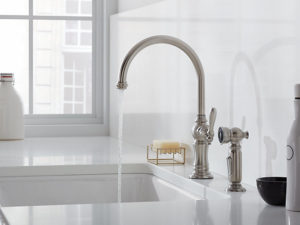 Pull Out Vs Pull Down Kitchen Sink Faucets Weinstein Broomall